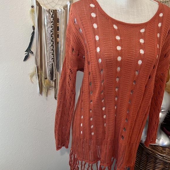 Rust Fringed Long Sleeved Knit Sweater by Sweet Jane/ Size Small - Picture 3 of 8